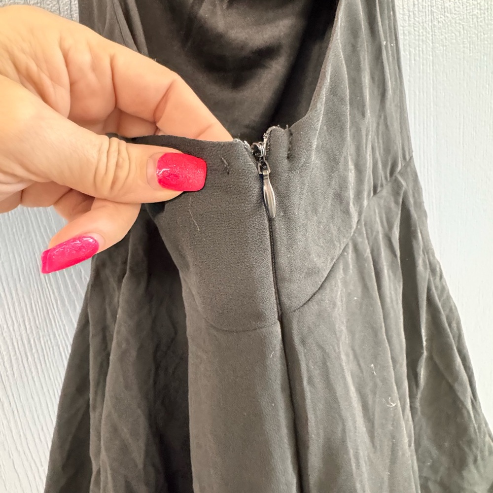 Lulu's Black Tiered Halter Maxi Gown - Picture 5 of 6